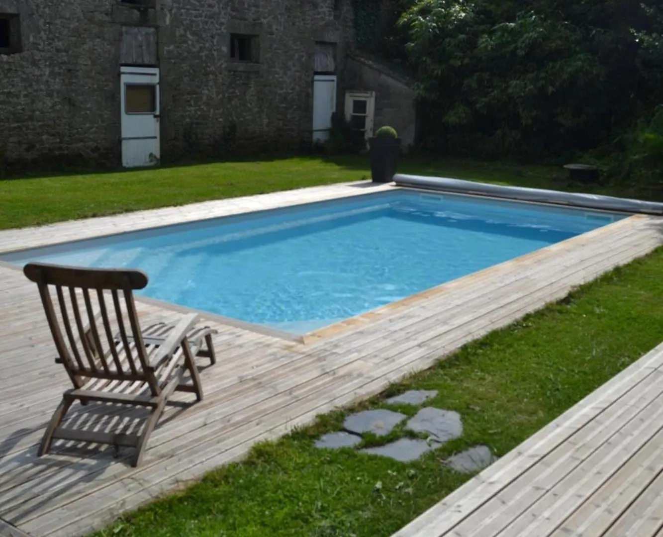 Longere Entre Mer Et Campagne Avec Piscine Pluguffan